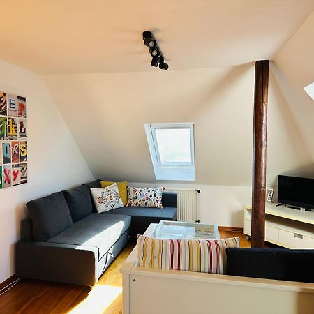 Apartments Braunschweig - Charlys Home - Kueche - Fachwerk - Familie מראה חיצוני תמונה