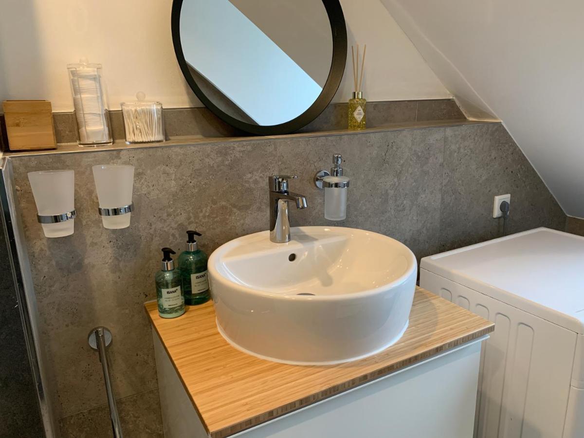 Apartments Braunschweig - Charlys Home - Kueche - Fachwerk - Familie מראה חיצוני תמונה
